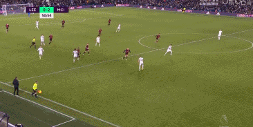 老佛爷祝贺克罗斯获德国骑士十字勋章：曾拥有过你是一种荣幸（老佛爷贺克罗斯荣膺德国骑士十字勋章：拥有你曾是我们的荣幸）