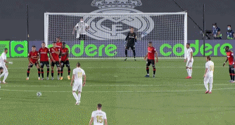 13年不败！英超三强出击，阿森纳后卫接近停赛，切尔西有替代方案（13年不败纪录！英超三强齐上阵，阿森纳后卫恐遭停赛，切尔西已有替代预案）