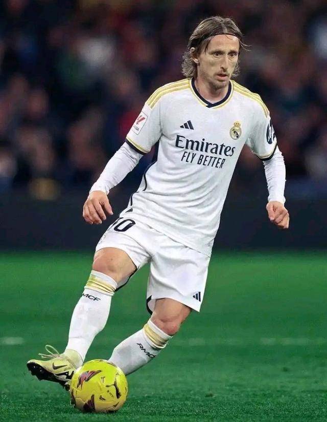 世界杯官方分档：所有附加赛球队分入第四档，12月6日1点抽签（世界杯官方公布分档：所有附加赛球队归入第四档，12月6日1点进行抽签）