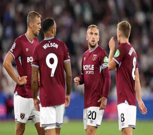 大哥你在干嘛？米兰德比补时阶段，巴斯托尼掏裆奇克（米兰德比补时阶段现争议：巴斯托尼对奇克疑似不当动作）