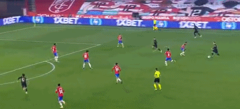 瓦塞尔超越鲍文升至马刺队史三分榜第四位（瓦塞尔超越鲍文，位列马刺队史三分第4）